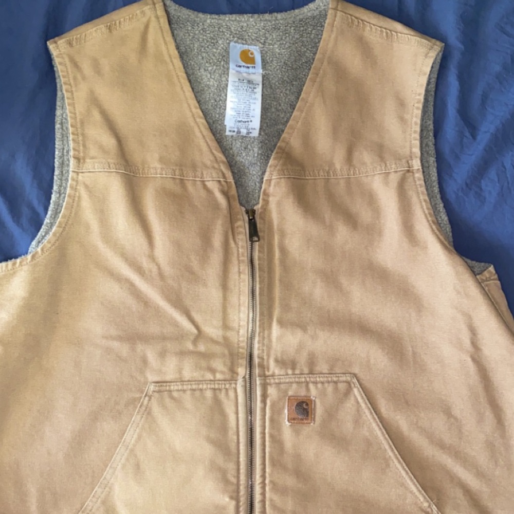 Carhartt Sherpa lined work vest